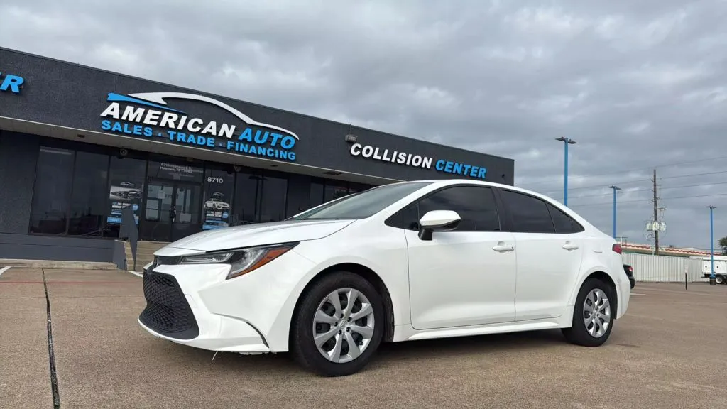 2022 Toyota Corolla LE