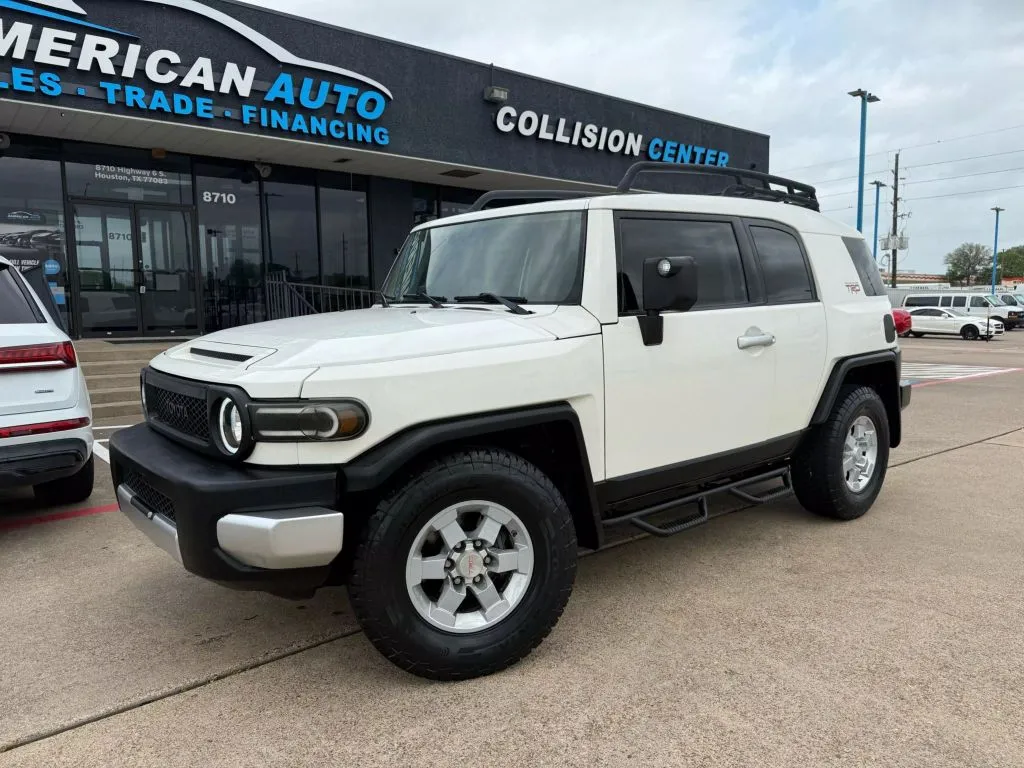 Used 2010 Toyota FJ Cruiser Sport Utility 2D for sale in