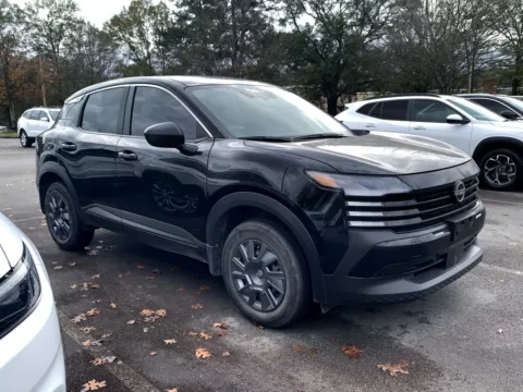 Black 2025 NISSAN KICKS S for sale in Little Rock, AR