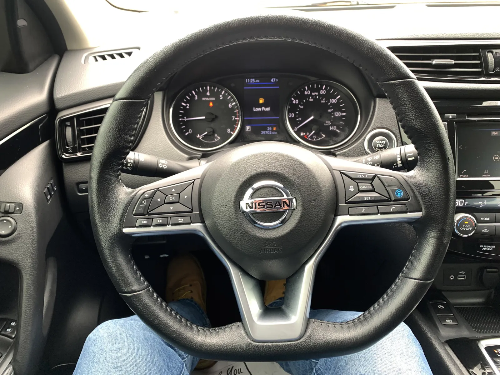 Nissan Rogue Sport photo 14