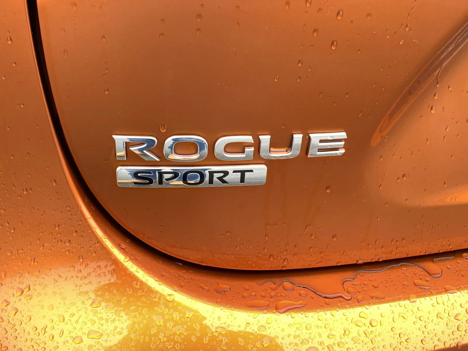 Nissan Rogue Sport photo 12