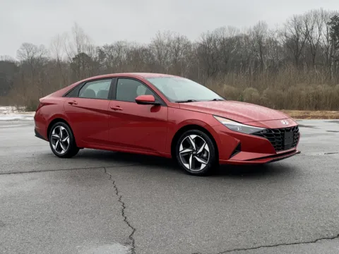 Red 2023 HYUNDAI ELANTRA SEL for sale in Little Rock, AR