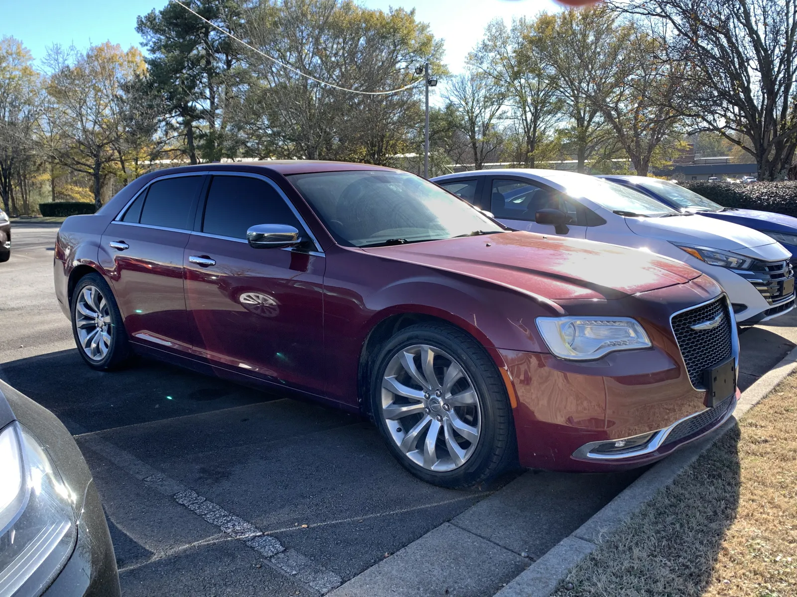 2020 Chrysler 300 Limited's photo