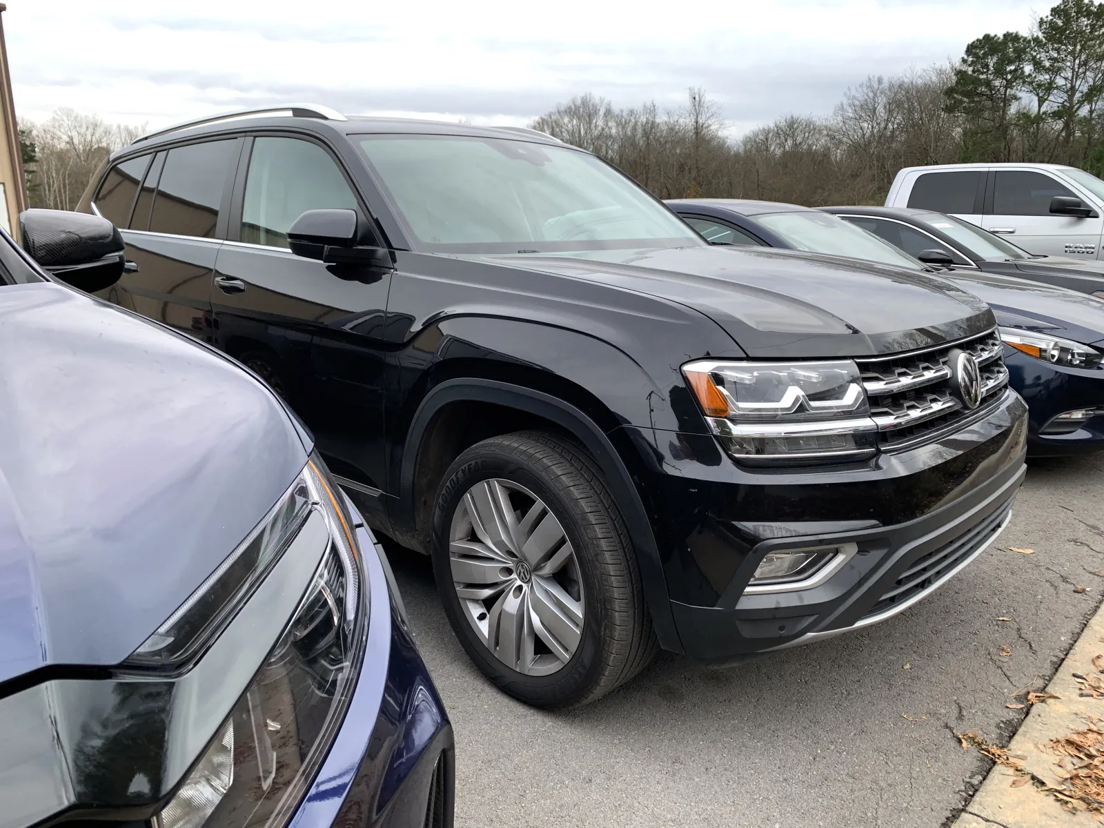 2019 Volkswagen Atlas SEL's photo
