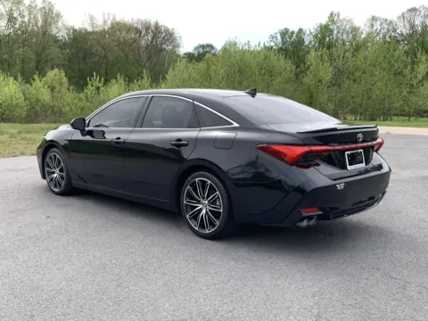 More photos of 2019 TOYOTA AVALON XLE at Bill Fitts Auto Sales, AR