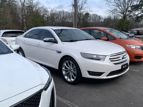 White 2018 FORD TAURUS LIMITED Limited for sale in Little Rock, AR