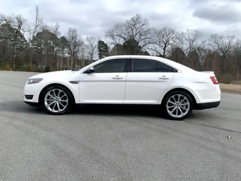 More photos of 2018 FORD TAURUS LIMITED Limited at Bill Fitts Auto Sales, AR