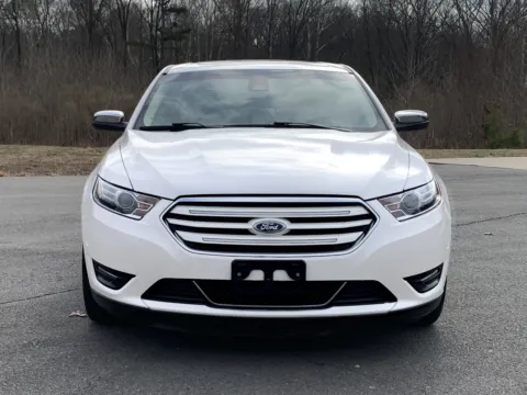 Photos of 2018 FORD TAURUS LIMITED Limited for sale in Little Rock, AR at Bill Fitts Auto Sales