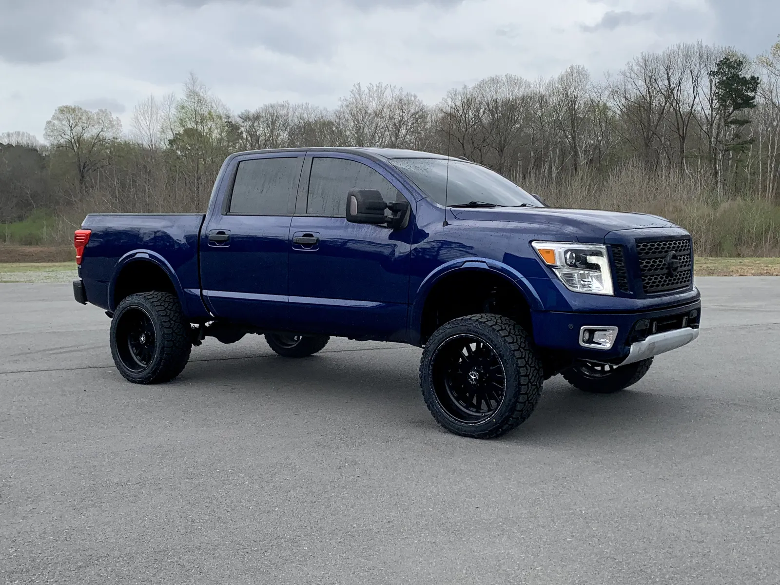 Blue 2019 NISSAN TITAN SV for sale in Little Rock, AR