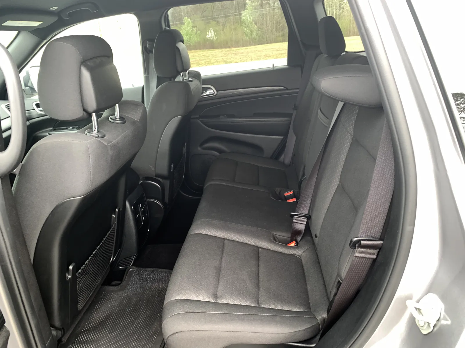 Jeep Grand Cherokee photo 27
