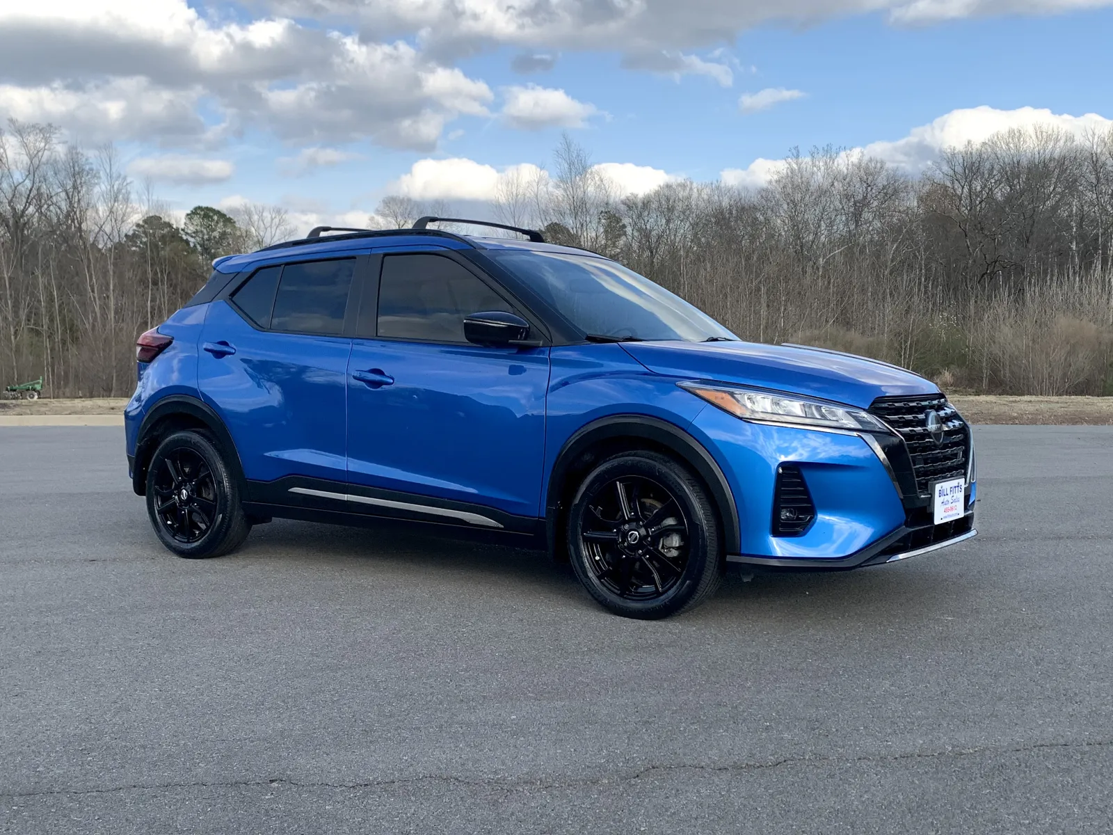 Blue 2021 NISSAN KICKS SR for sale in Little Rock, AR