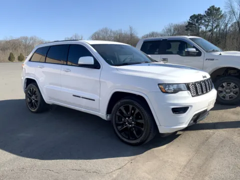 White 2018 JEEP GRAND CHEROKEE for sale in Little Rock, AR