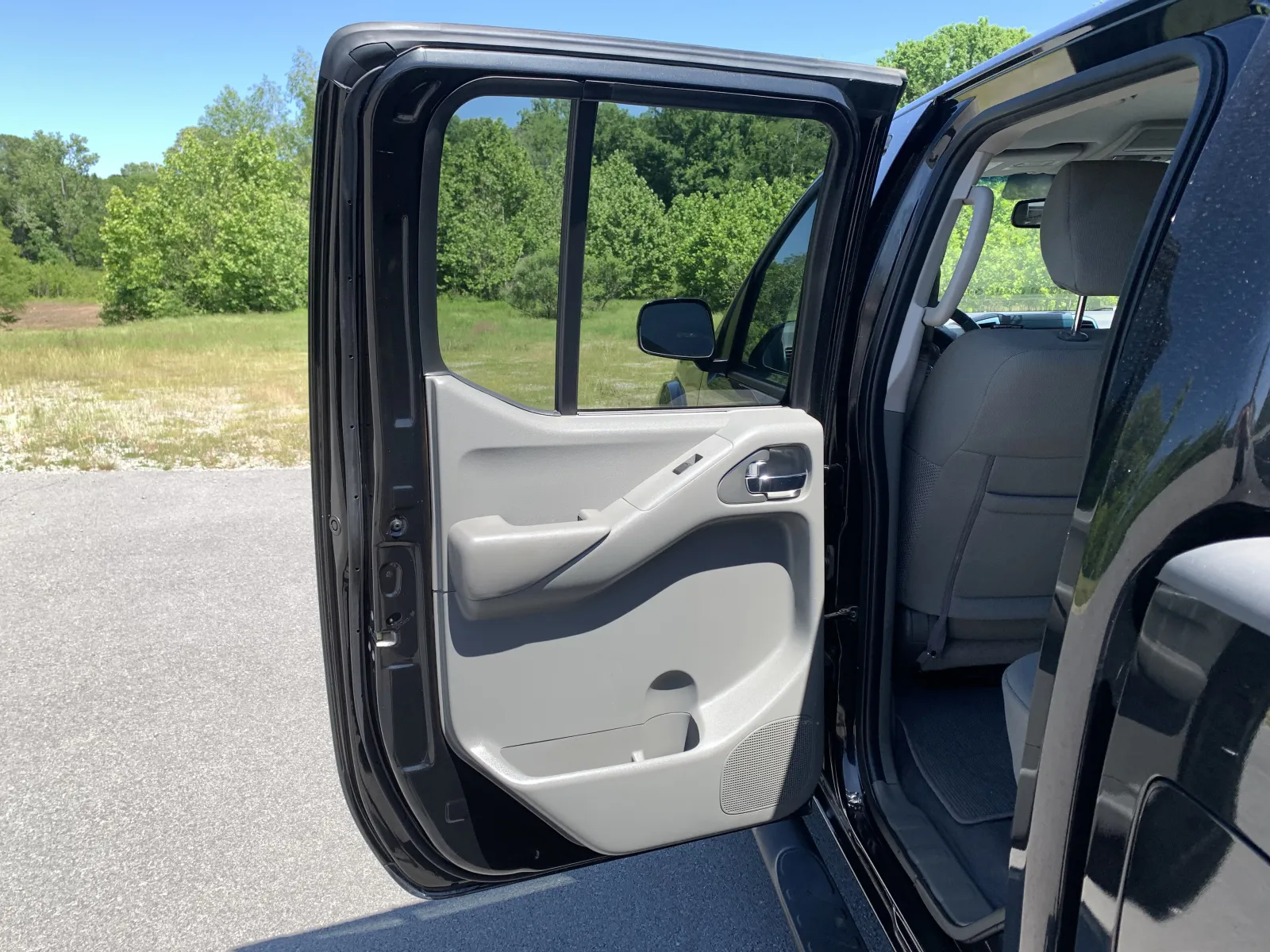 Nissan Frontier photo 25