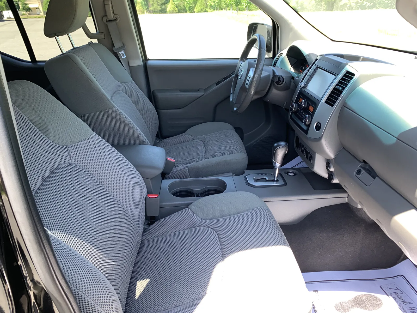 Nissan Frontier photo 28