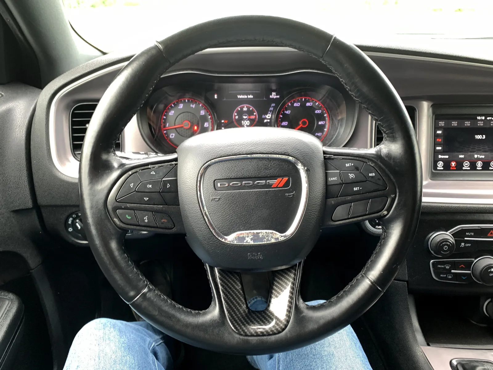 Dodge Charger photo 12