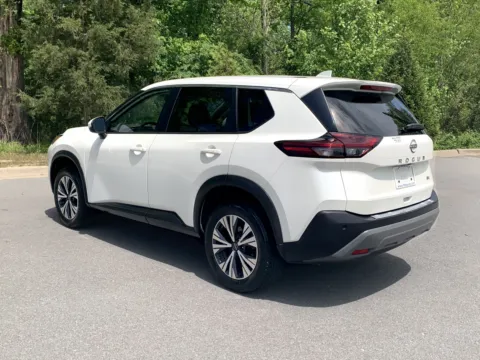 More photos of 2022 NISSAN ROGUE SV at Bill Fitts Auto Sales, AR