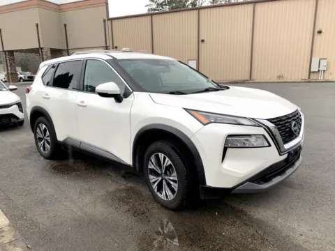 White 2022 NISSAN ROGUE SV for sale in Little Rock, AR