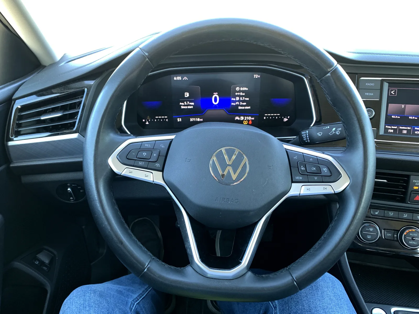 Volkswagen Jetta photo 12