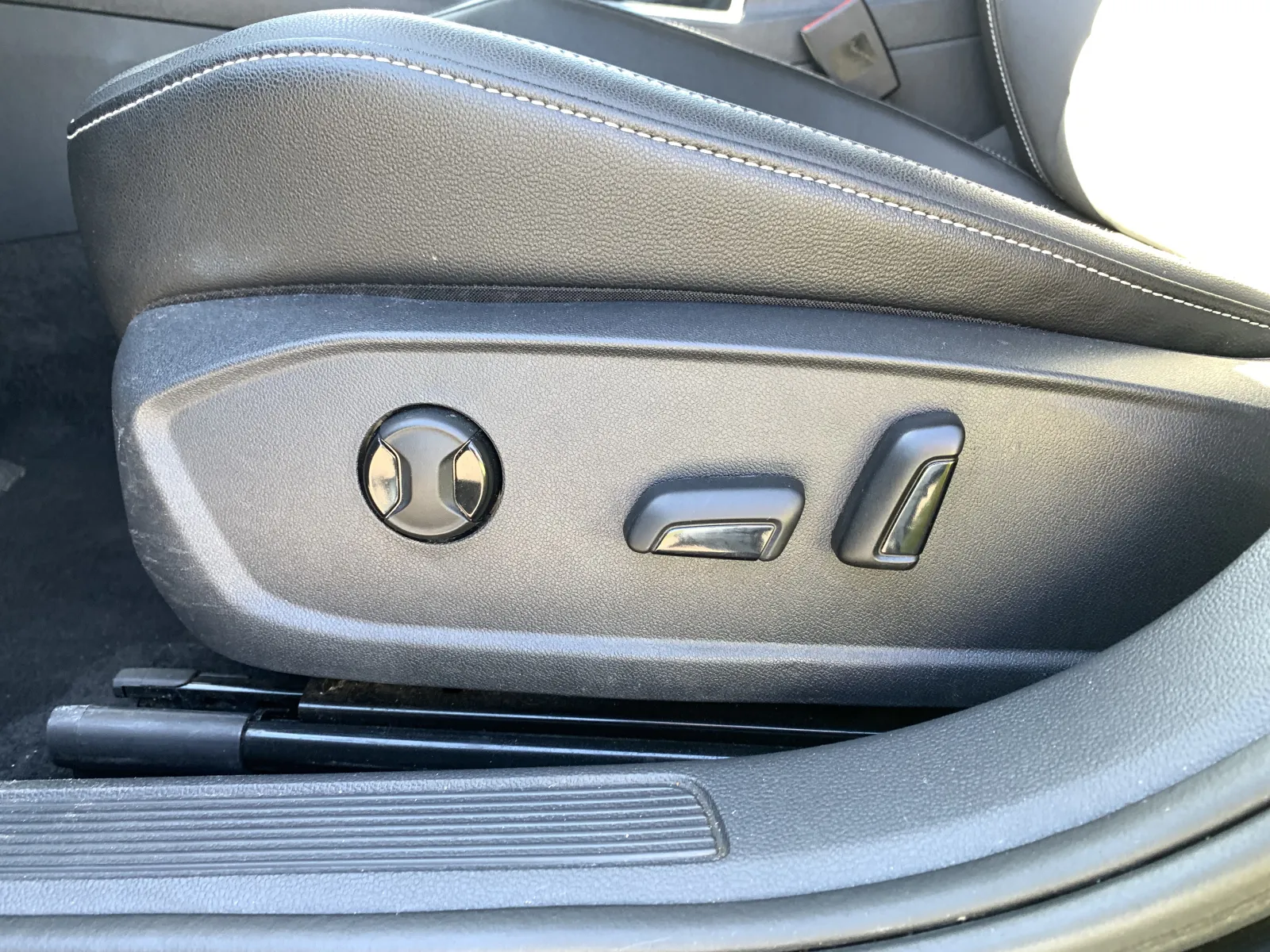 Volkswagen Jetta photo 21