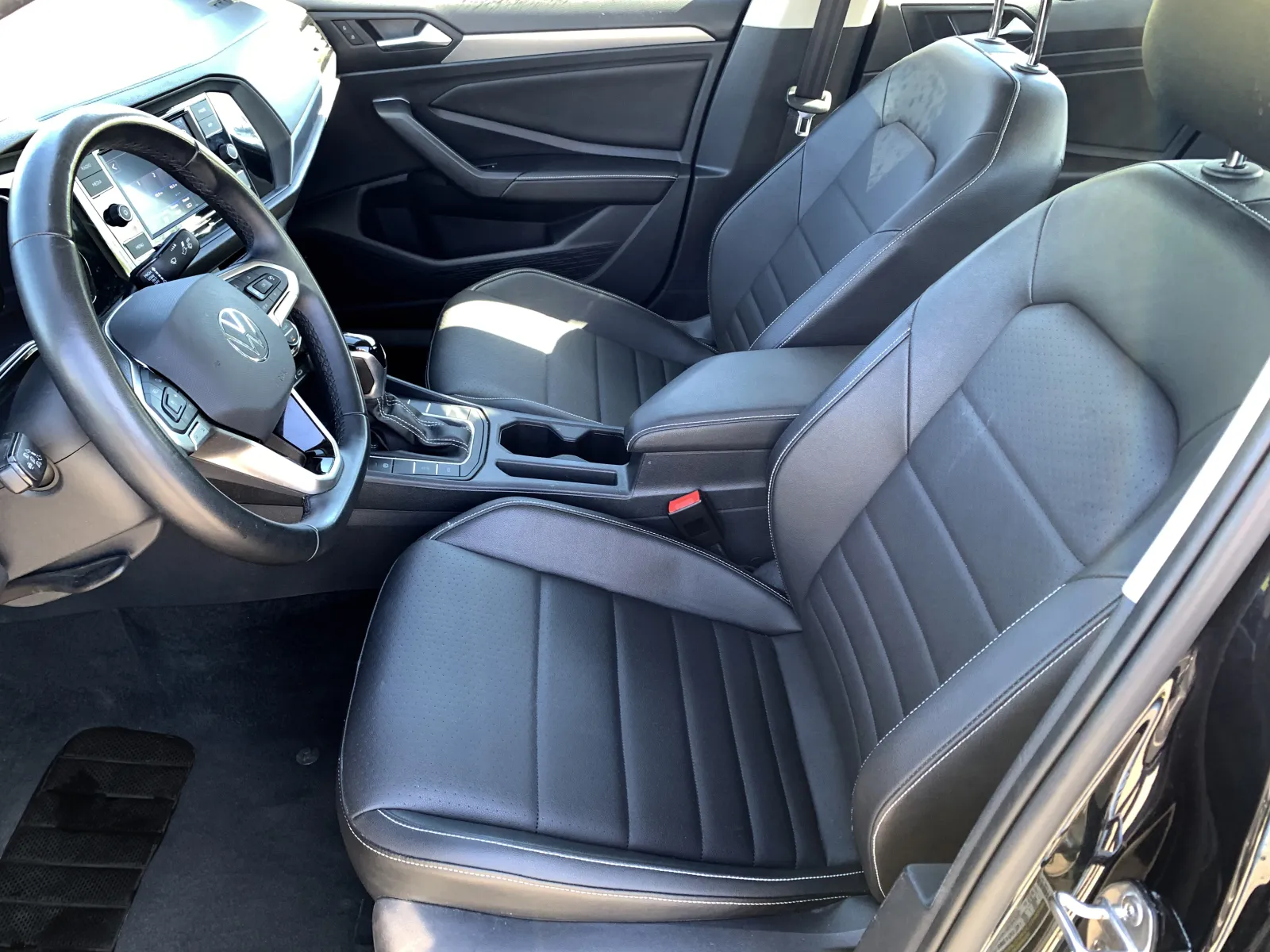 Volkswagen Jetta photo 23