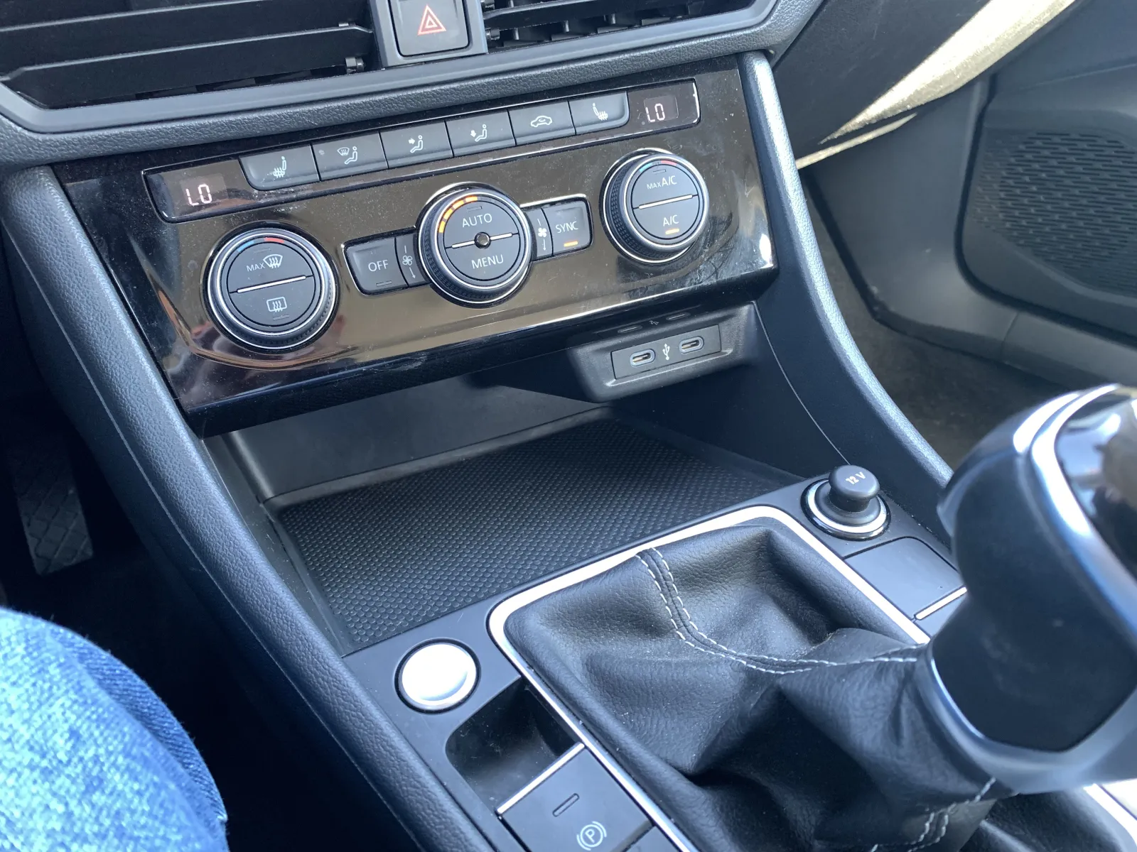 Volkswagen Jetta photo 15