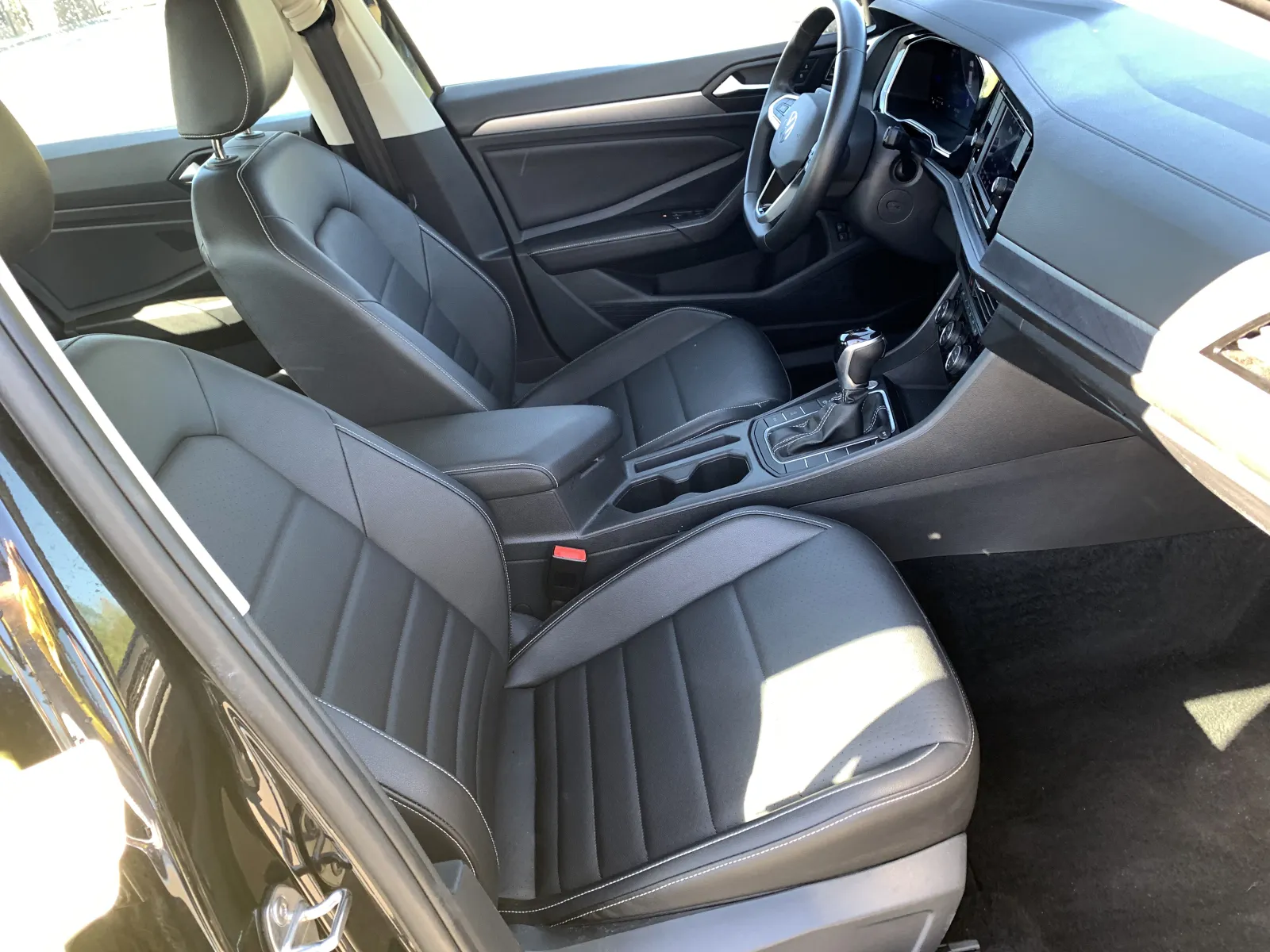 Volkswagen Jetta photo 27
