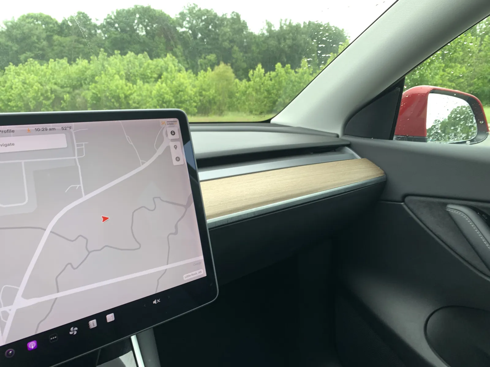 Tesla Model Y photo 16