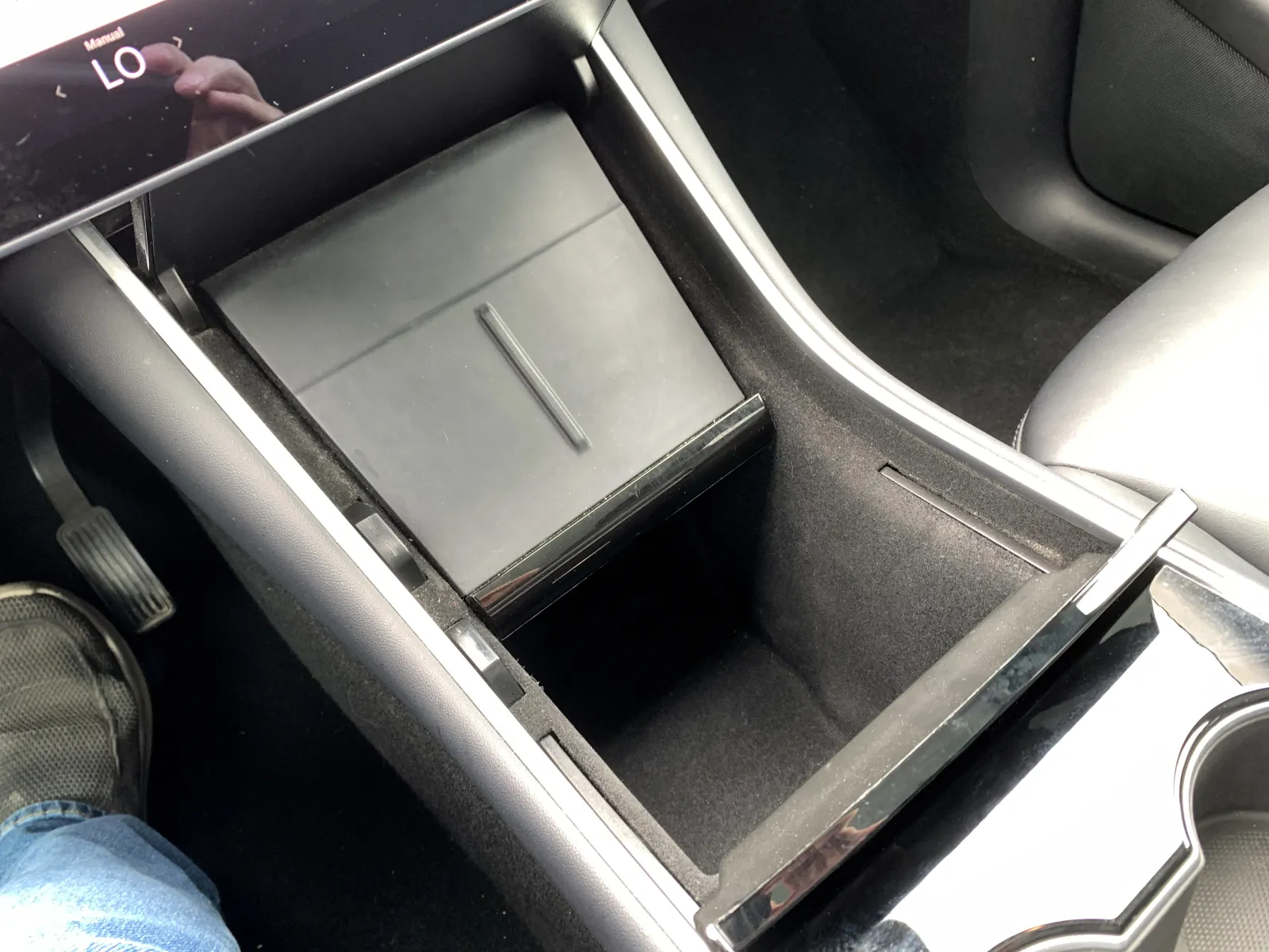 Tesla Model Y photo 19