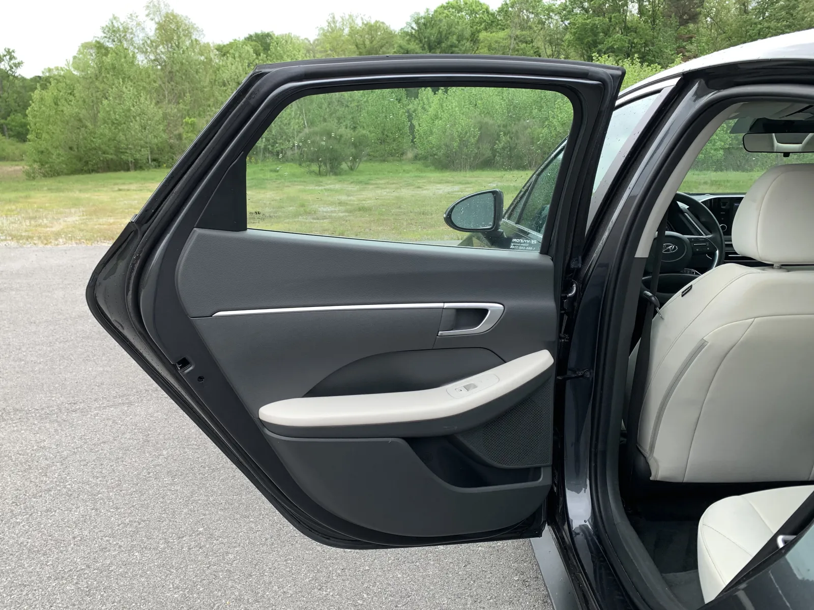 Hyundai Sonata photo 24