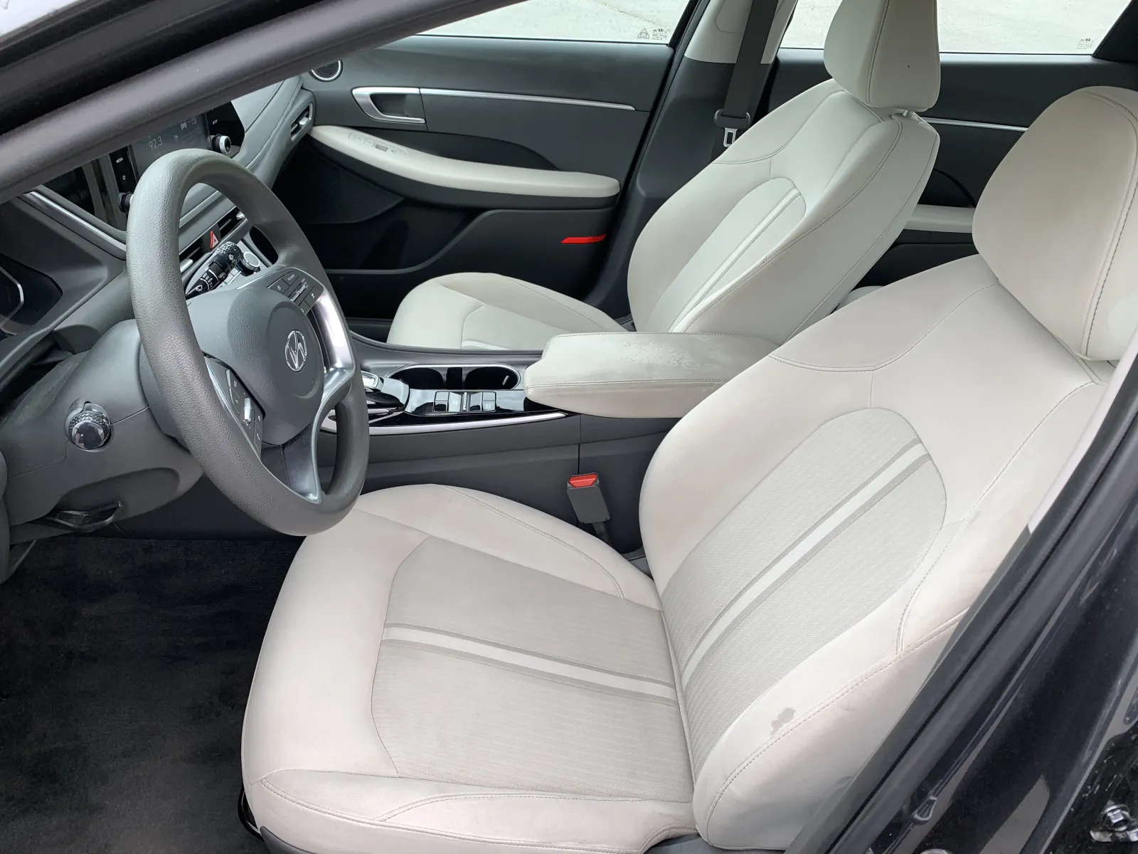 Hyundai Sonata photo 23