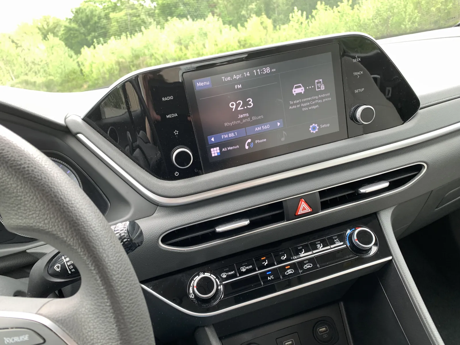 Hyundai Sonata photo 14