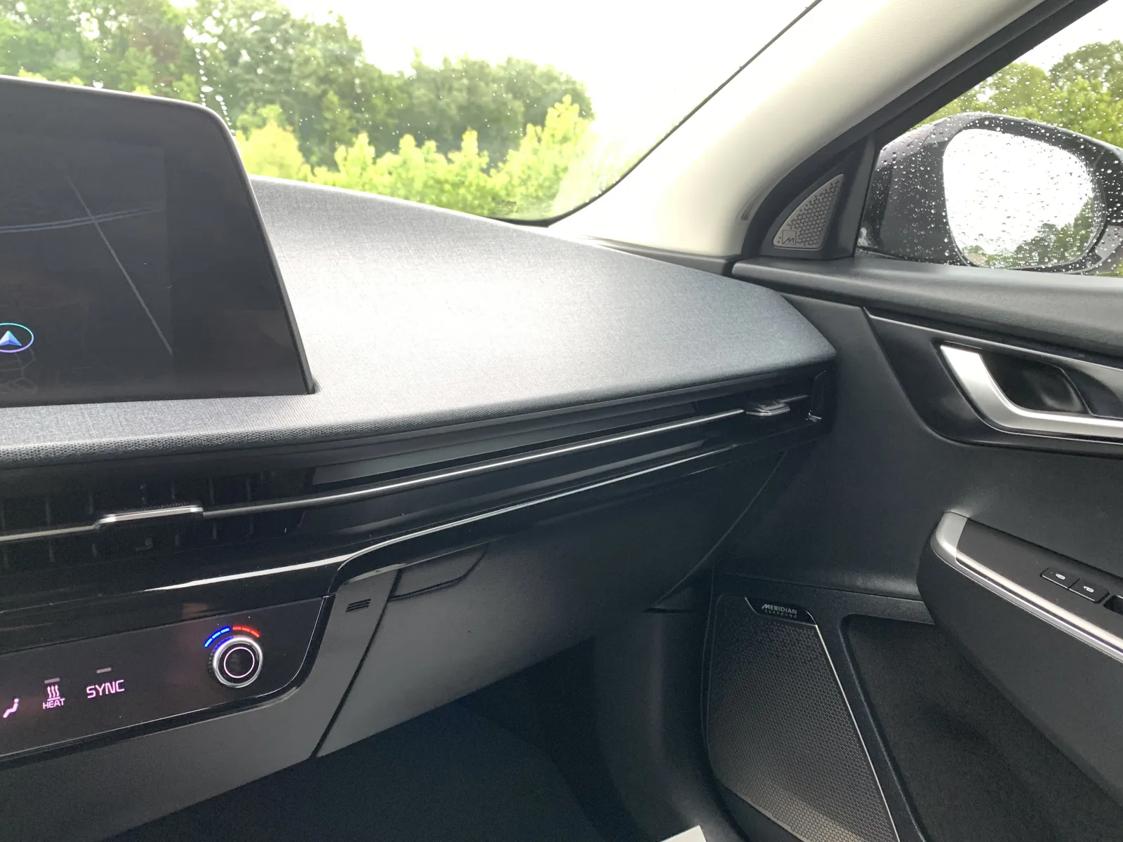 Kia EV6 photo 21