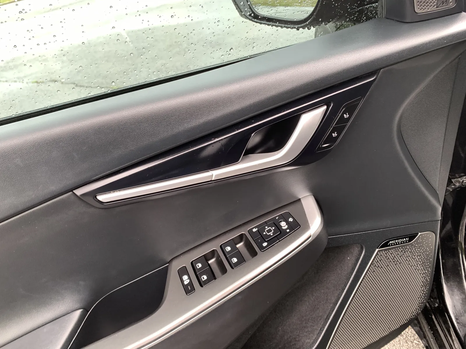 Kia EV6 photo 23