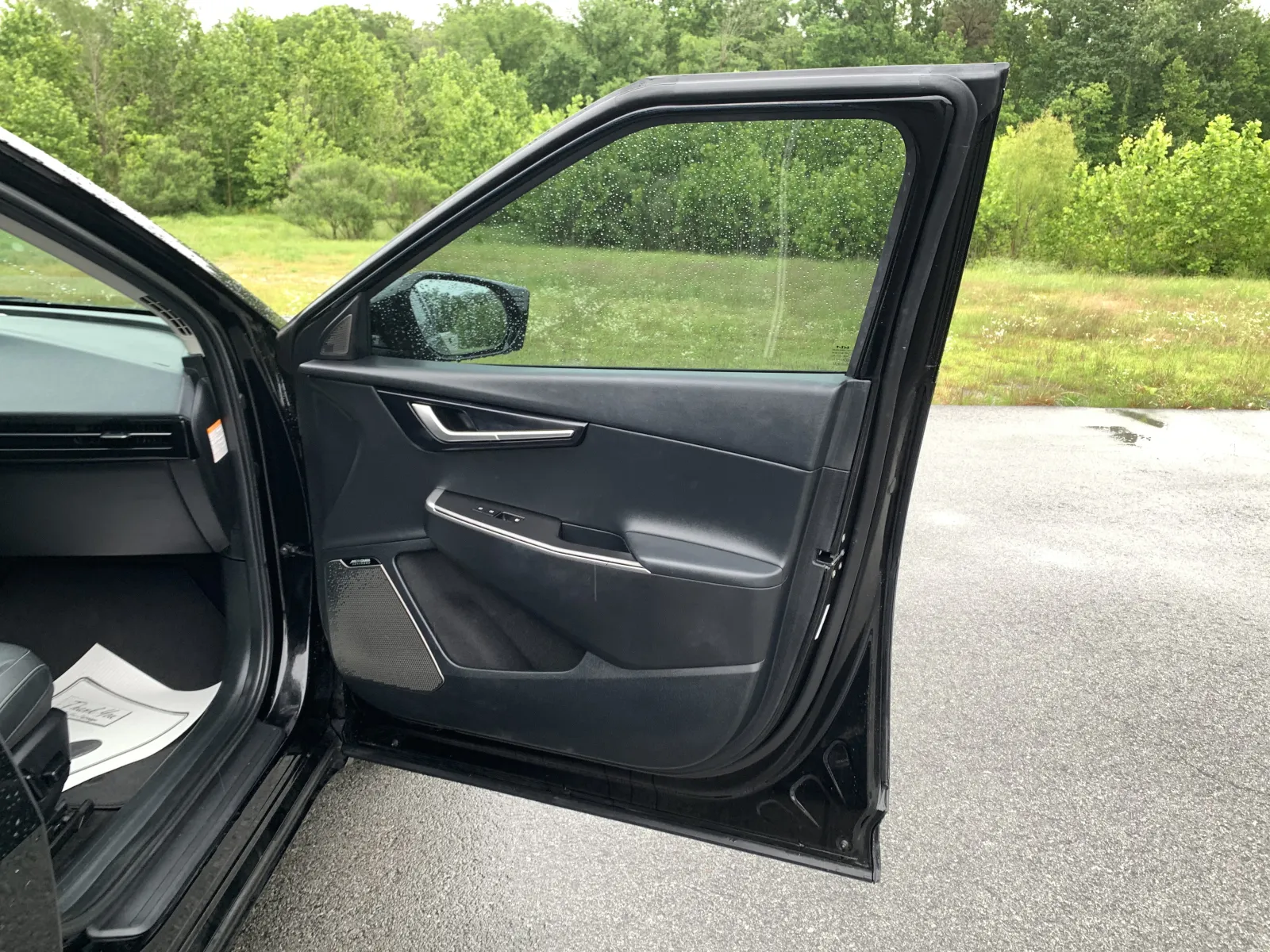Kia EV6 photo 30