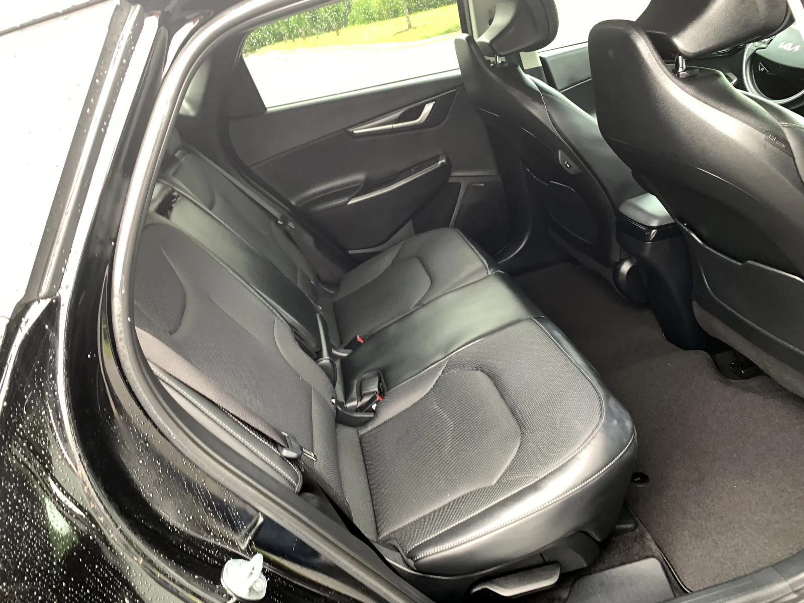 Kia EV6 photo 33