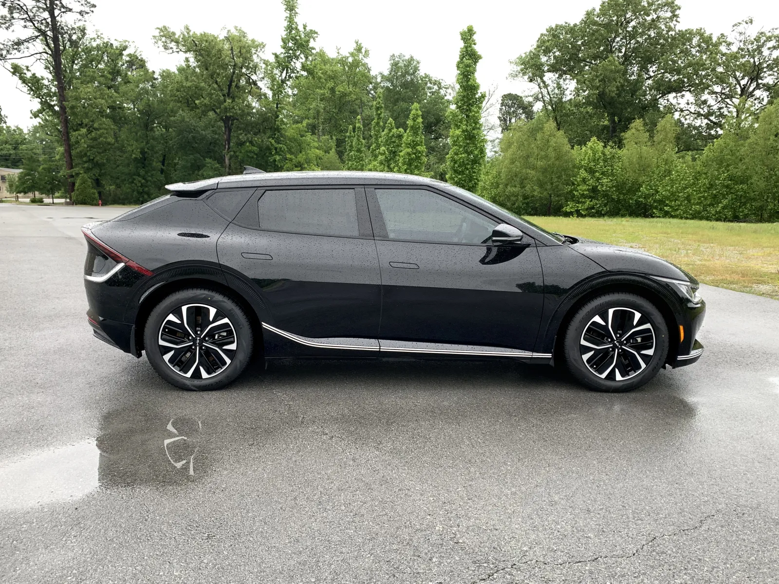 Kia EV6 photo 8