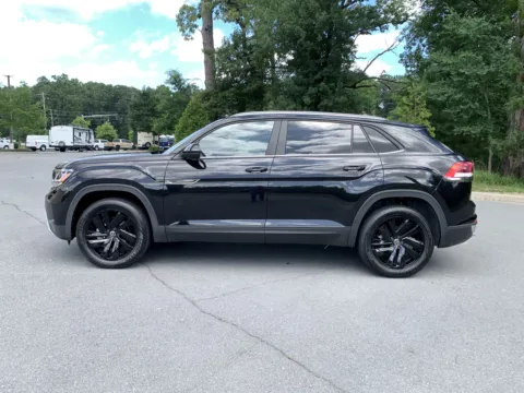 More photos of 2023 VOLKSWAGEN ATLAS CROSS SP SE at Bill Fitts Auto Sales, AR