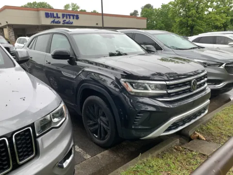 Black 2023 VOLKSWAGEN ATLAS CROSS SP SE for sale in Little Rock, AR