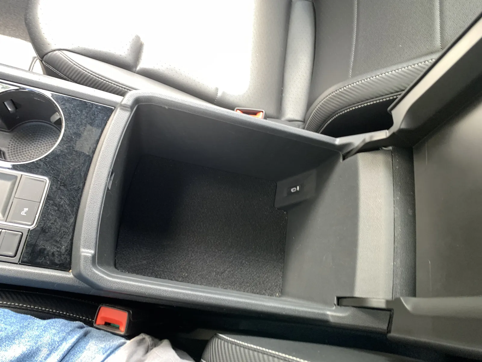 Volkswagen Atlas photo 17