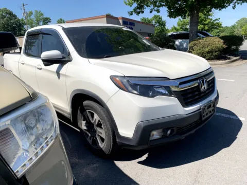 White 2017 HONDA RIDGELINE RTL RTL-T for sale in Little Rock, AR