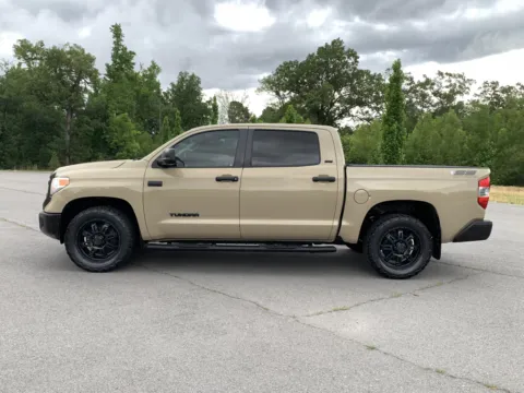 More photos of 2017 TOYOTA TUNDRA CREWMAX SR5 at Bill Fitts Auto Sales, AR