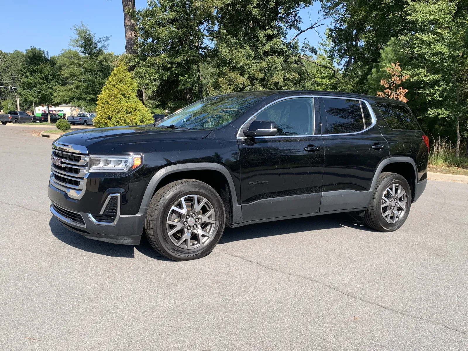 GMC Acadia photo 3