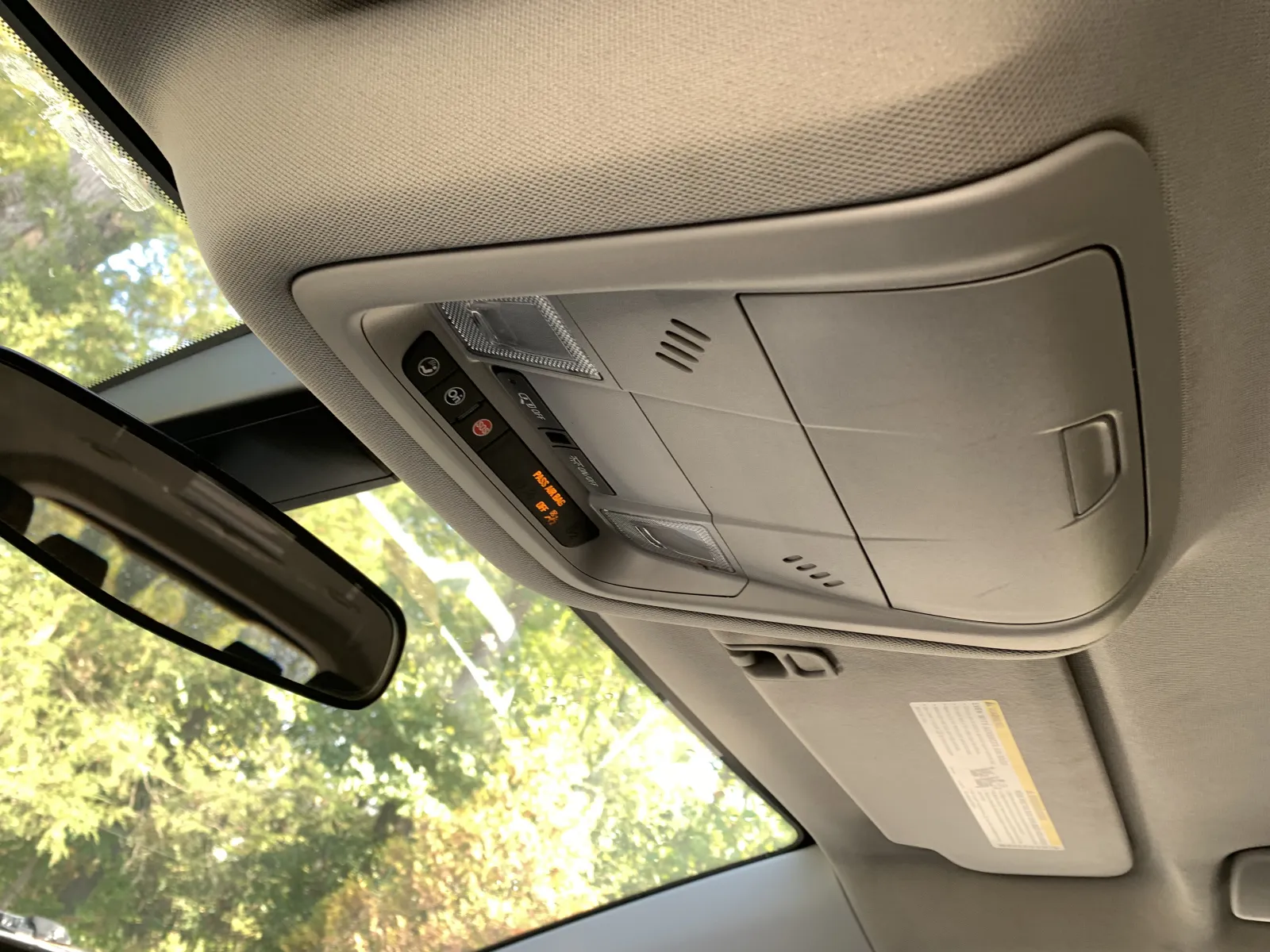 GMC Acadia photo 21