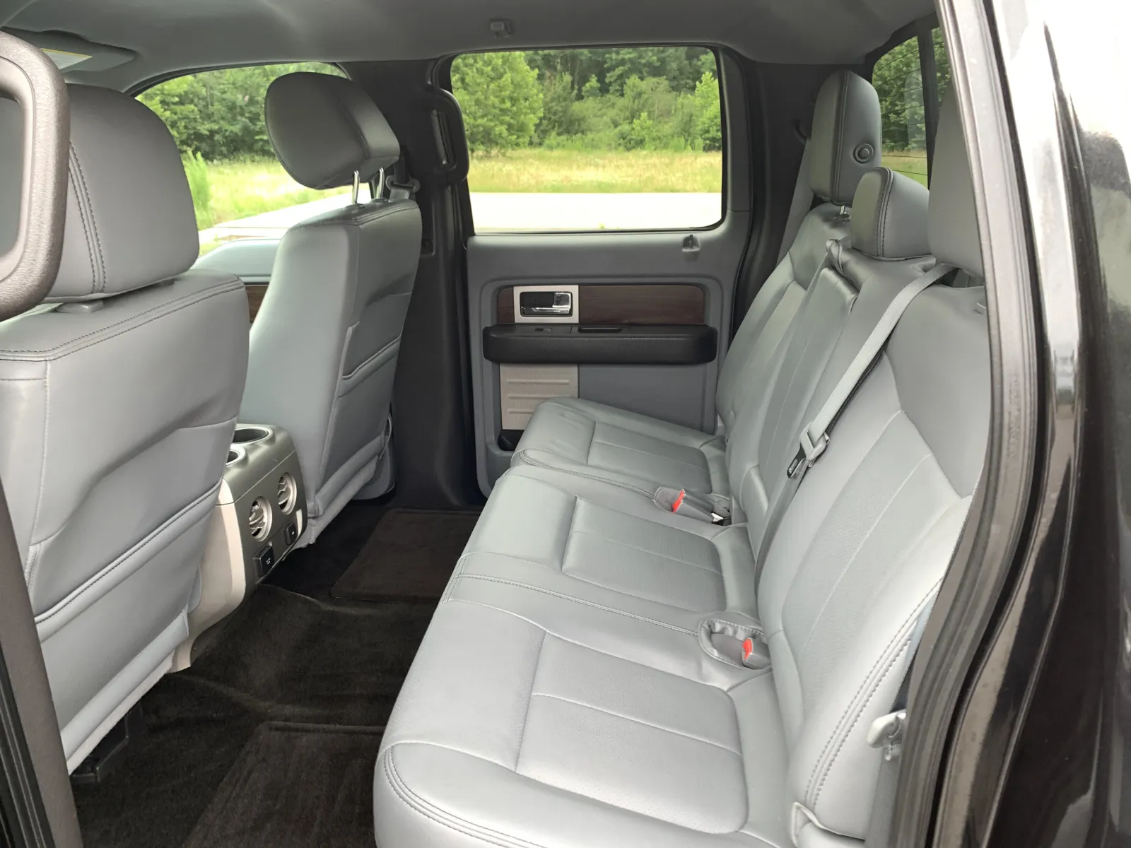Ford F-150 photo 27