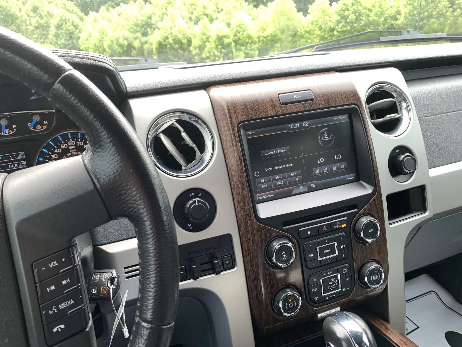 Ford F-150 photo 15