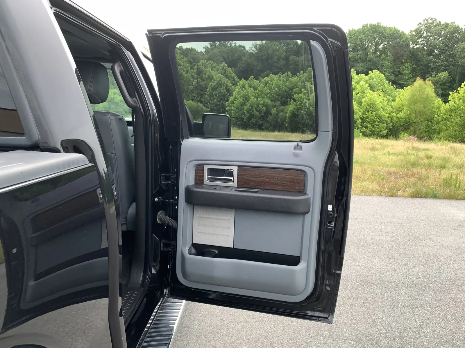 Ford F-150 photo 31