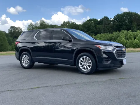 Black 2020 CHEVROLET TRAVERSE LS for sale in Little Rock, AR