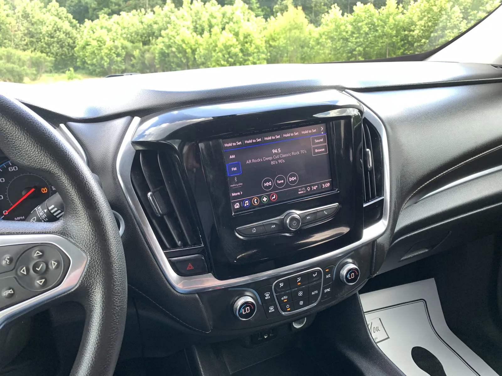 Chevrolet Traverse photo 14