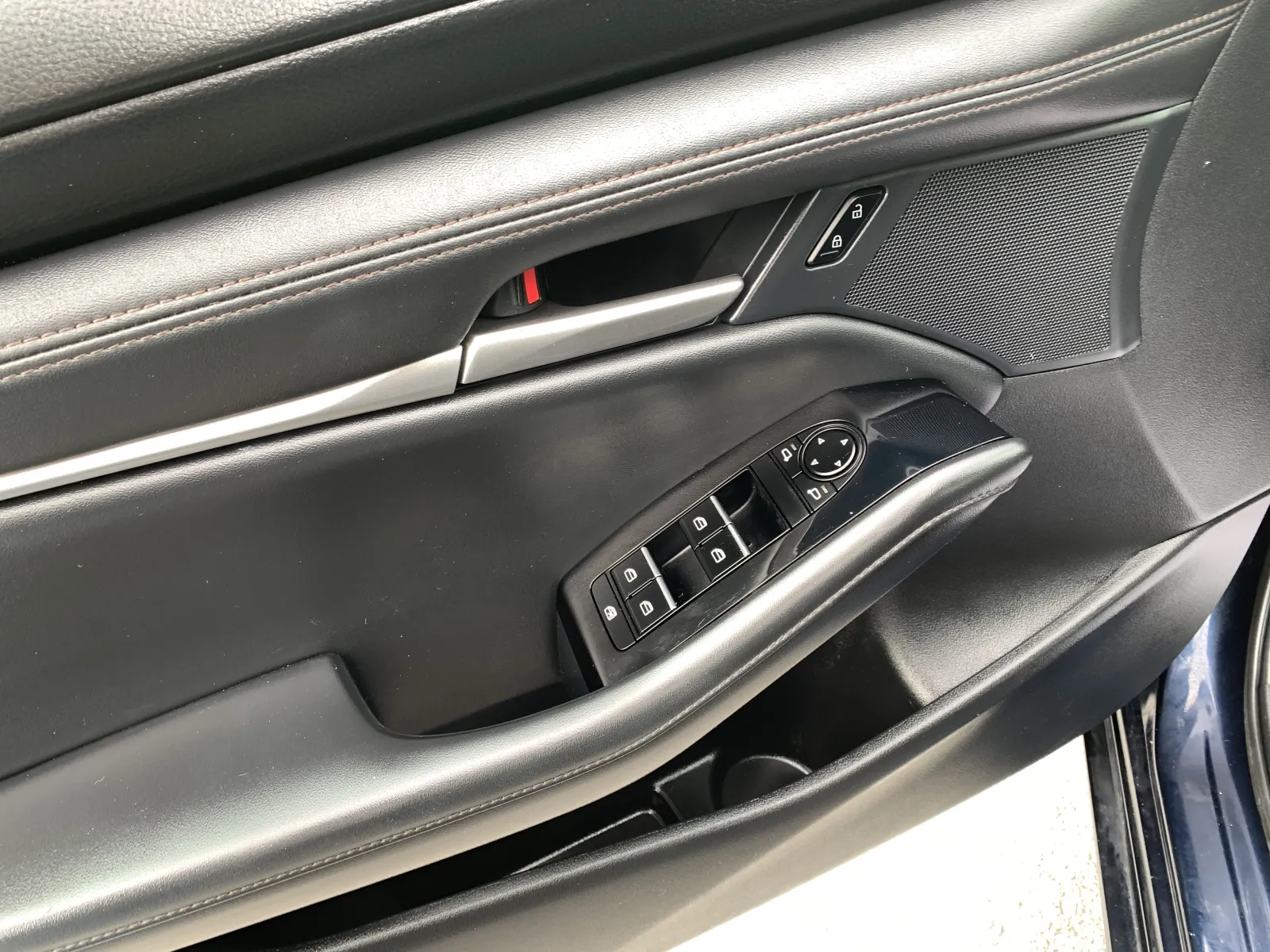 Mazda 3 SELECT SPORT photo 21
