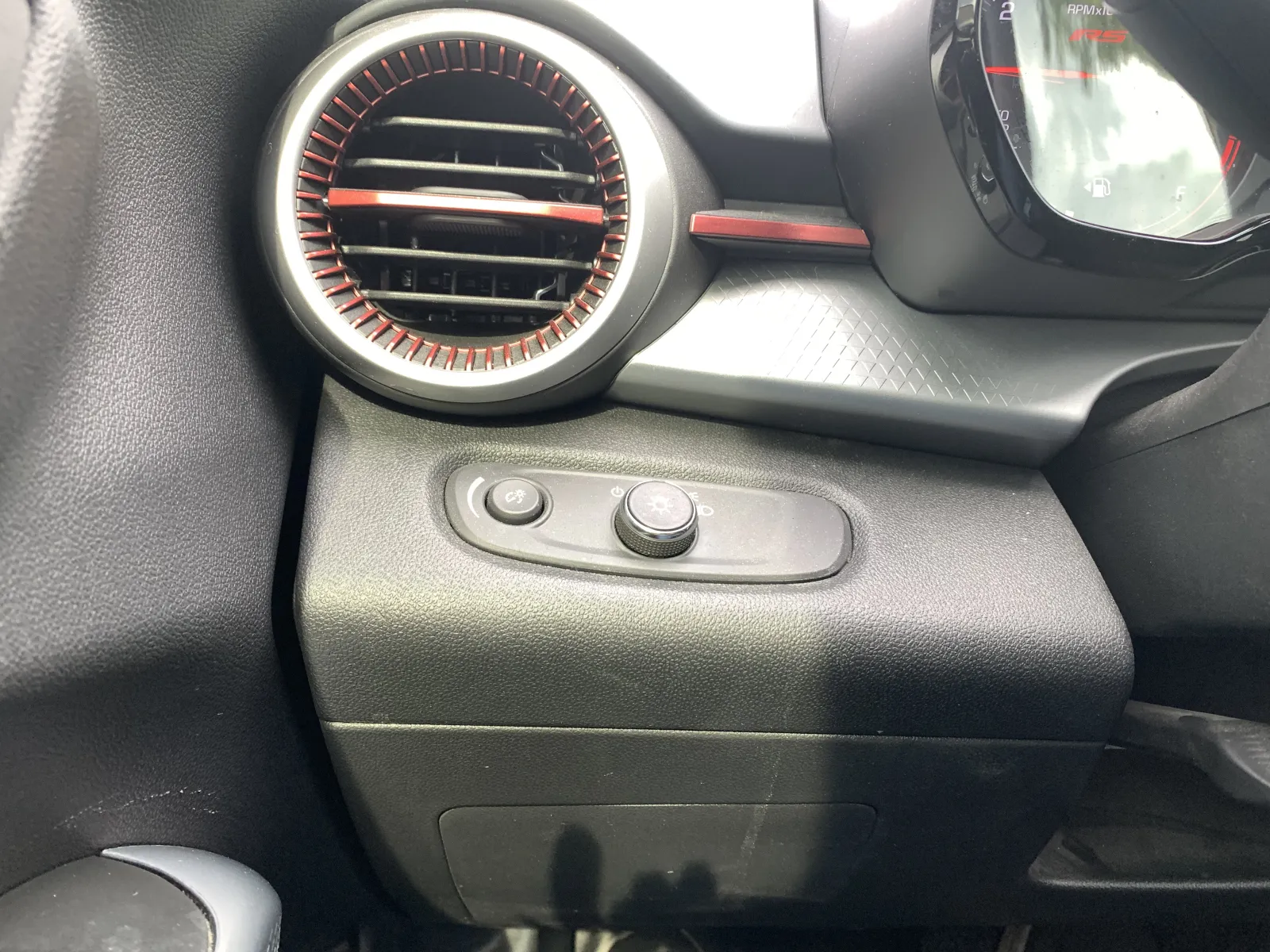 Chevrolet Trax photo 21
